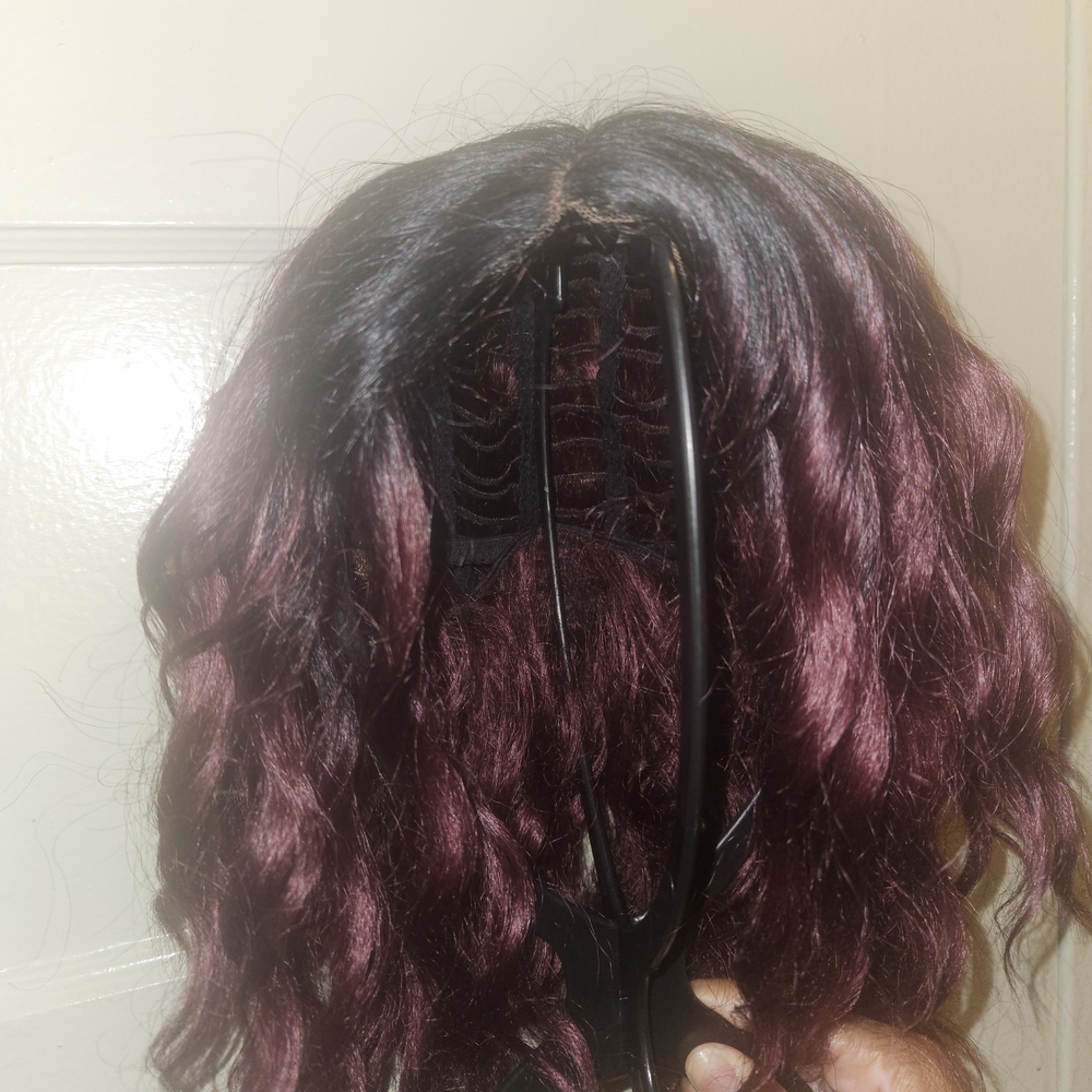 Unknown Brand Burgundy Wavy Women's Wig